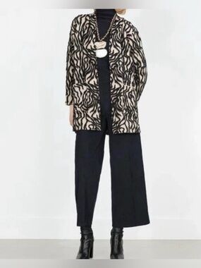 ZARA KNIT OPEN MED LENGTH Cardigan SWEATER BEIGE BLACK Limited Edition Size M